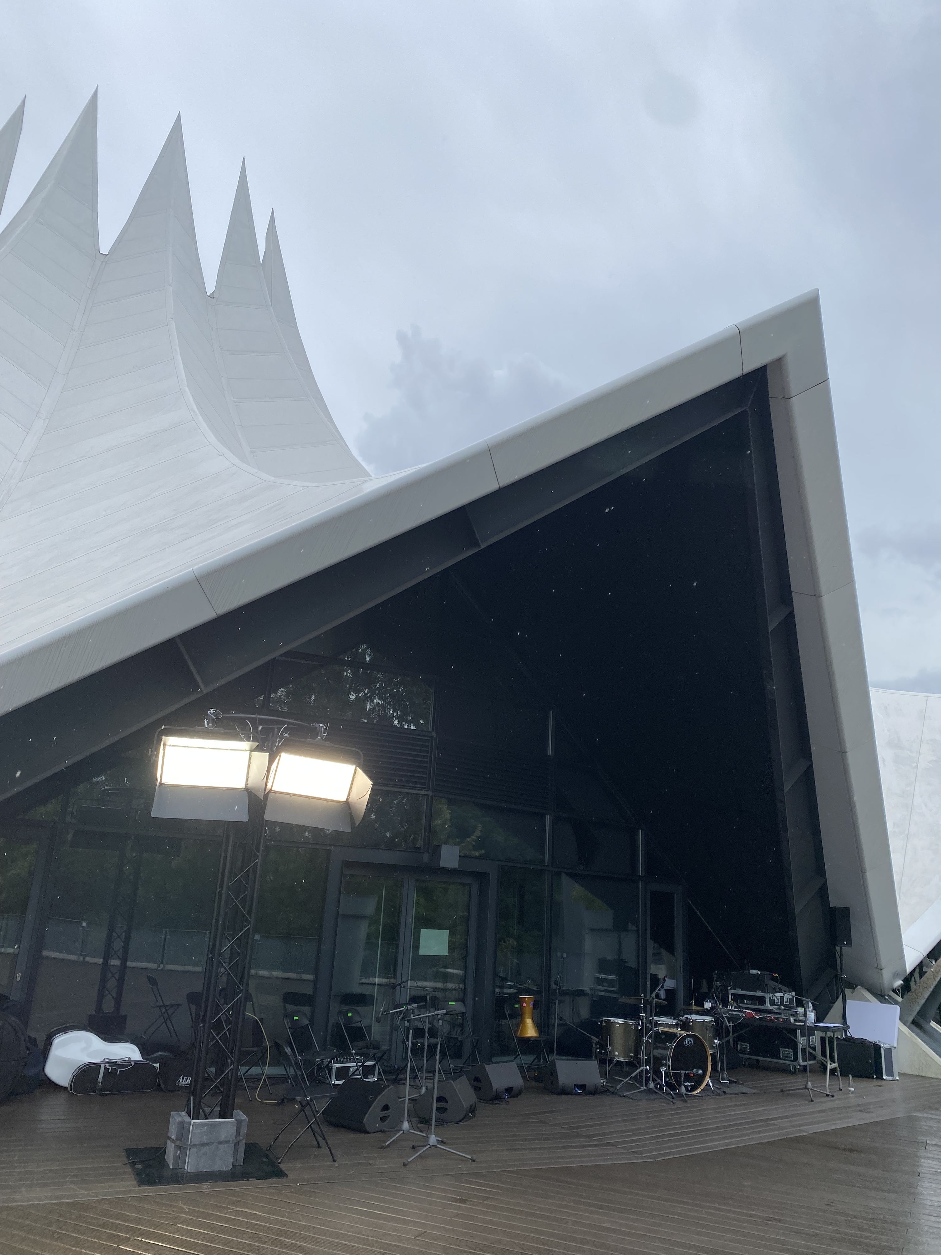 Resistance Throuh Rituals by GmbH with Music by LABOUR (Farahnaz Hatam & Colin Hacklander) at Tempodrome Berlin for Spring 2025 Season's show 6